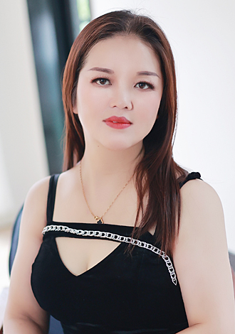 Hundreds of gorgeous pictures: caring attractive Asian member Caixia from Zhengzhou