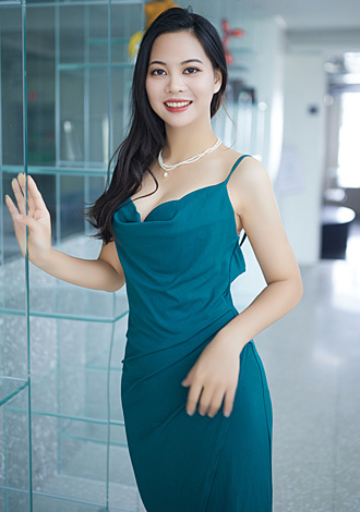 Most gorgeous profiles: caring Asian member Shanshan