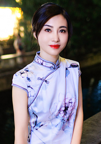 Date the member of your dreams: Qiuqin from Suzhou, dating member