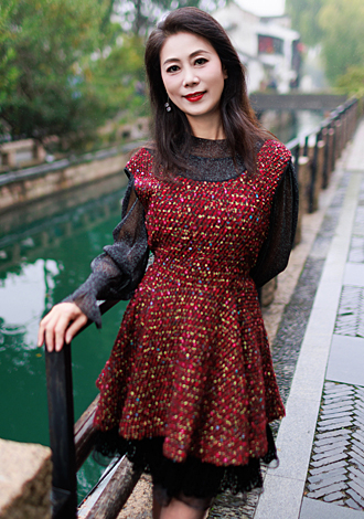 Gorgeous member profiles: gorgeous Asian member Xiaochun(Michelle )